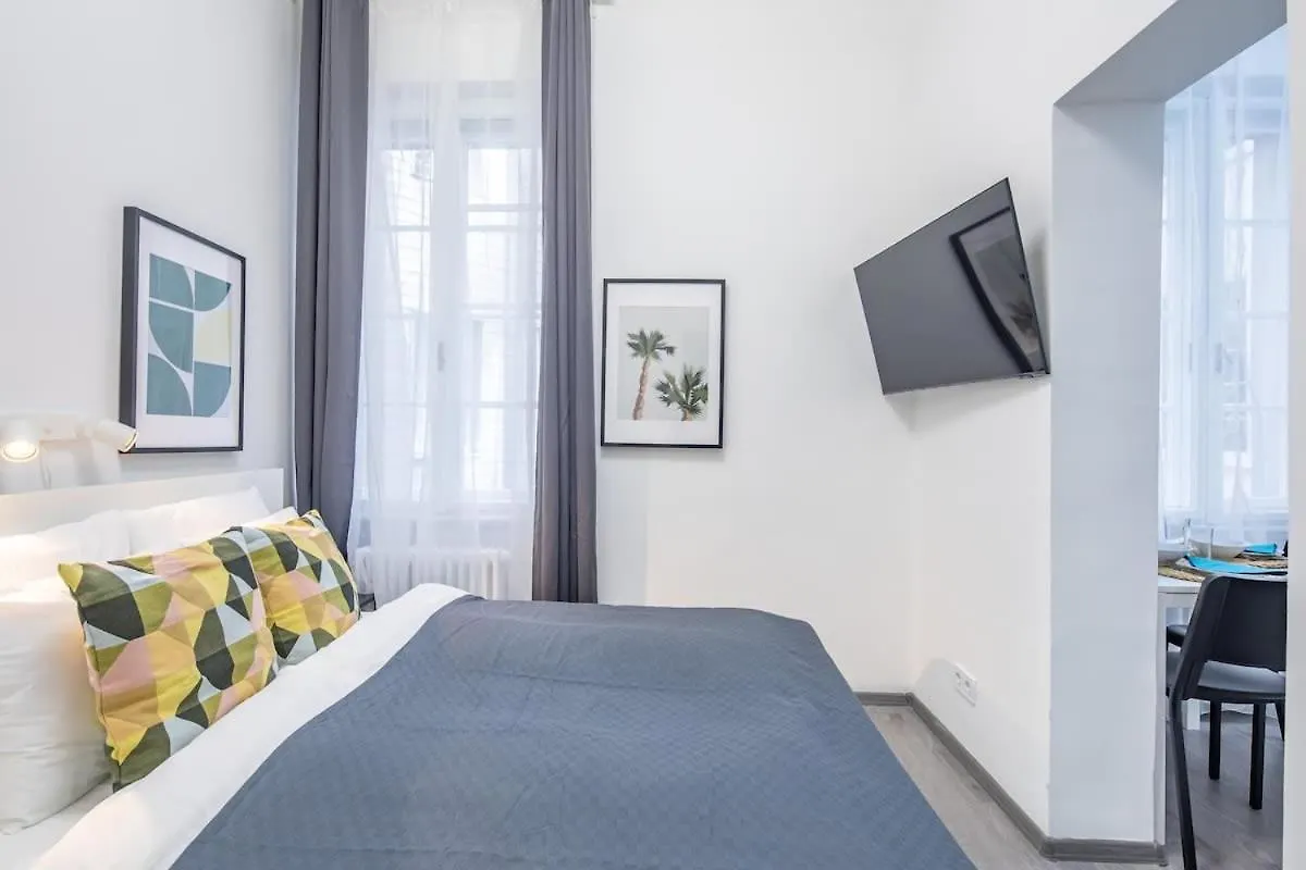 Ultra Central Mini Studio Budapest Apartment